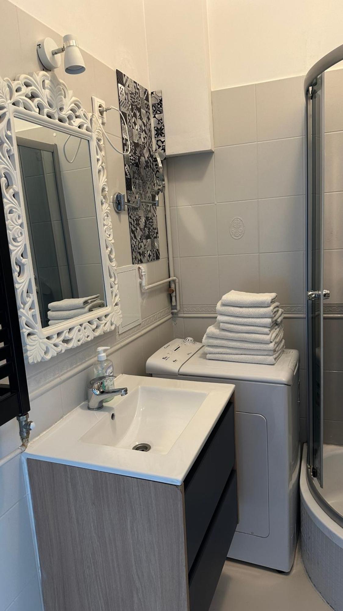 Apartamenty Sofija Deluxe Centrum Zielona Góra Buitenkant foto